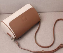 Color blocking autumn bag for women 2024 new fashionable and versatile leather small round bag, single shoulder crossbody bag, women's pillow bag