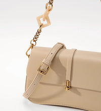 Hong Kong genuine withdrawn niche saddle bag for women 2024 new trendy summer high-end chain shoulder crossbody armpit bag