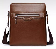 Cartier Crocodile Shoulder Bag Men's Large Capacity Vertical Backpack Casual Waterproof Business Fashion Men's Crossbody Bag Trendy