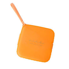Square mask storage box household dust mouth nose cover storage box bag clip anti-fouling portable carry-on storage box