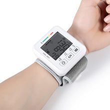 English voice broadcast Automatic wrist Sphygmomanometer Blood Pressure Monitor Bp Monitors