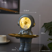 Creative Astronaut Statue Storage Tray Nordic Home Decor Desk Storage Astronaut Figurine Living Room Table Decor Key Storage